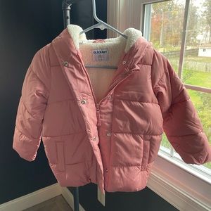 Cocoon Sherpa-Lined Hooded Puffer jacket for Girls in a size Small